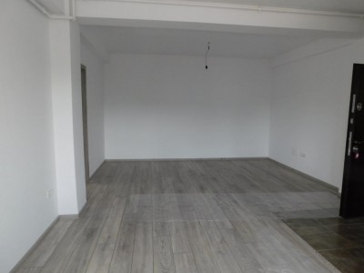Poza Vanzare apartament 2 camere in Bucuresti , Drumul Taberei 65000 EUR