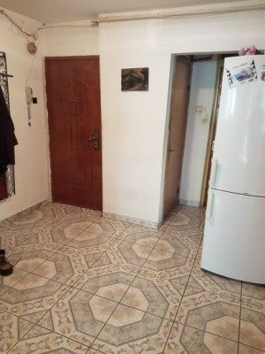 Poza Vand apartament 4 camere in Bucuresti , Crangasi Piata 119999 EUR