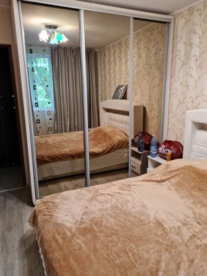 Poza Vand apartament 4 camere in Bucuresti , Militari Orsova 136000.00 EUR